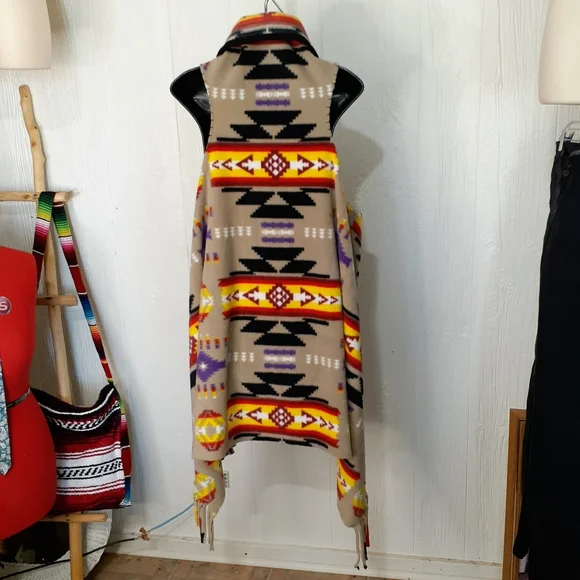 GROOVY GLAM Tan Handmade Fringed Aztec Southwest Vest Plus Sizes - Picture 5 of 5